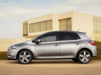 Toyota Auris 2010 photo