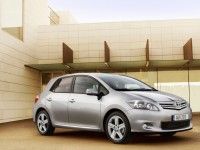 Toyota Auris 2010 photo