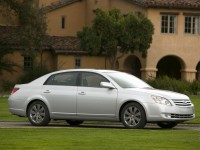 Toyota Avalon 2005 photo
