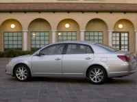 Toyota Avalon 2005 photo