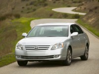 Toyota Avalon 2005 photo