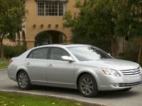 Toyota Avalon 2005 photo