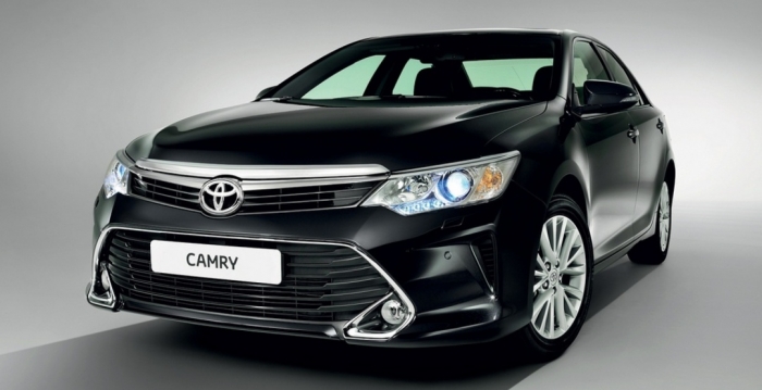 Toyota Camry 2015   1