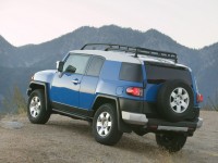 Toyota FJ Cruiser photo