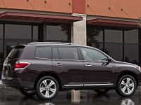 Toyota Highlander 2010 photo