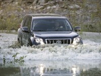 Toyota Land Cruiser Prado 2010 photo