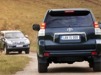 Toyota Land Cruiser Prado 2010 photo