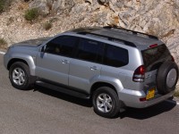 Toyota Land Cruiser Prado 120 photo