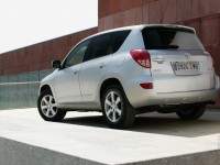 Toyota RAV4 2005 photo