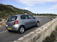 Toyota Yaris 2005 photo